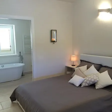Trullo Cicerone Villa Cisternino