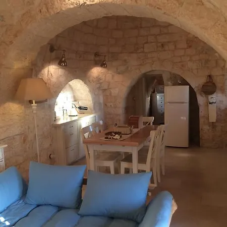 Trullo Cicerone Cisternino